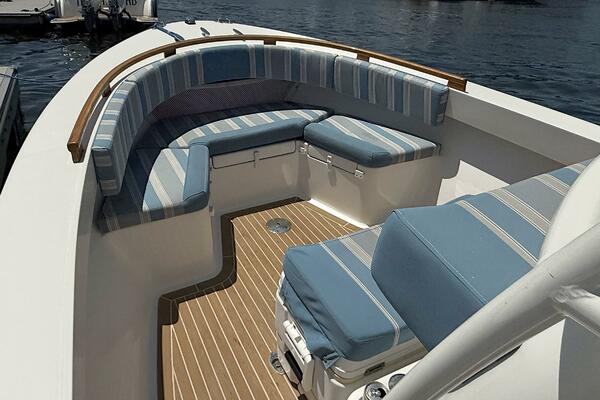 Vesper 23ft Vanquish Yacht For Sale