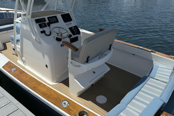 Vesper 23ft Vanquish Yacht For Sale