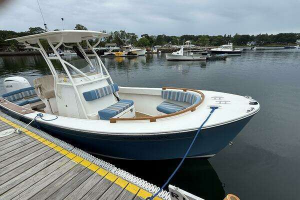 Photo of the 2017 Vanquish Bristol Harbor 23 CC "Vesper"