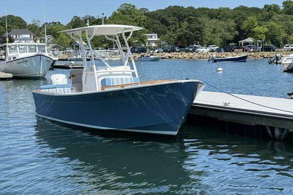 Photo of the 2017 Vanquish Bristol Harbor 23 CC "Vesper"