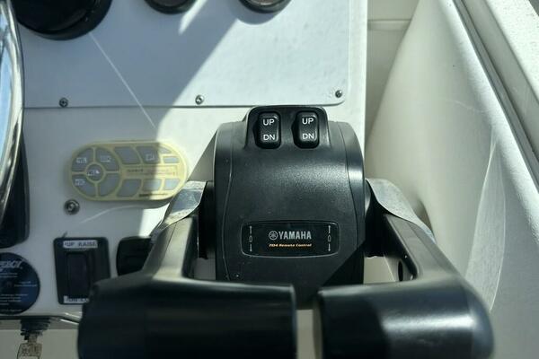 32ft Stamas Yacht For Sale