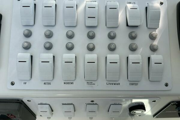 32ft Stamas Yacht For Sale