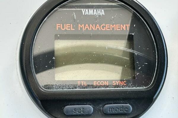 32ft Stamas Yacht For Sale