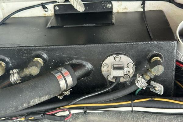 32ft Stamas Yacht For Sale