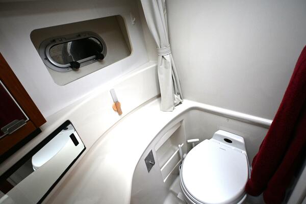 41ft Bayliner Yacht For Sale