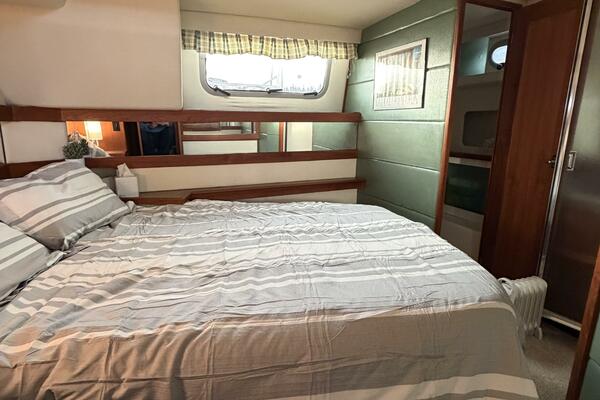 41ft Bayliner Yacht For Sale