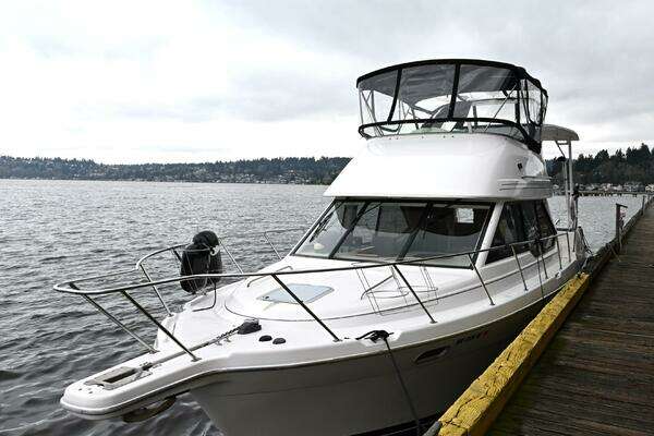 Photo of the 1996 Bayliner 4087 Aft Cabin Motoryacht