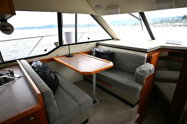 41ft Bayliner Yacht For Sale