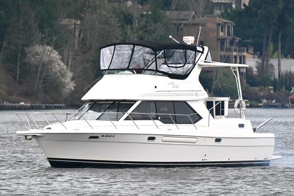 41ft Bayliner Yacht For Sale