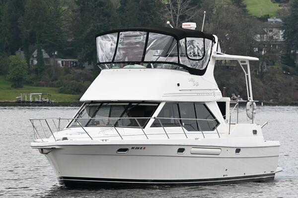 41ft Bayliner Yacht For Sale