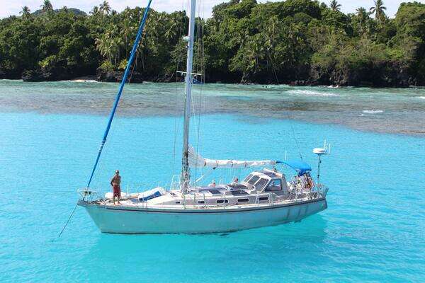 Photo of the 2010 Lavranos 43 "Barefoot"