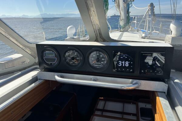 Barefoot 43ft Lavranos Yacht For Sale