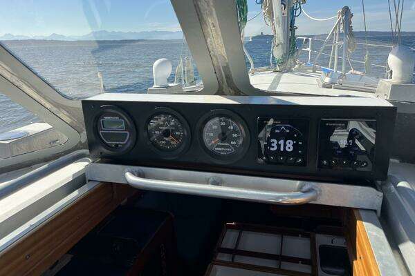 Lavranos 43 Yacht For Sale