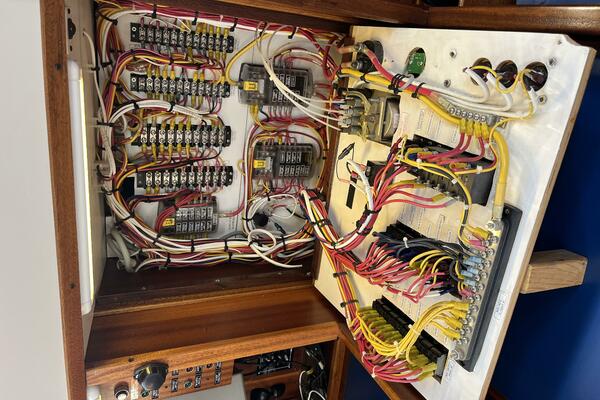 Barefoot 43ft Lavranos Yacht For Sale