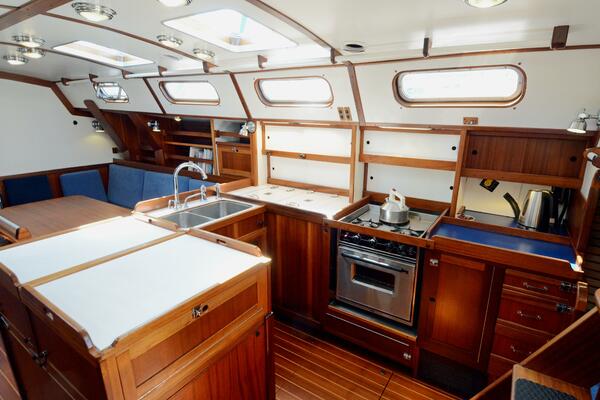 Barefoot 43ft Lavranos Yacht For Sale