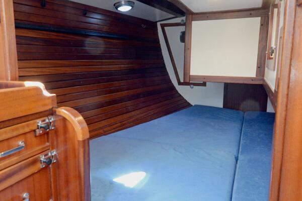 Barefoot 43ft Lavranos Yacht For Sale