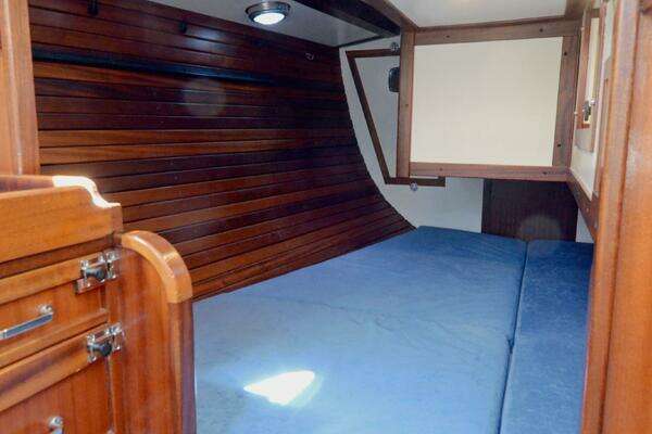 Lavranos 43 Yacht For Sale