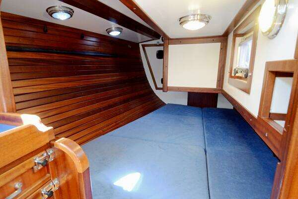 Lavranos 43 Yacht For Sale