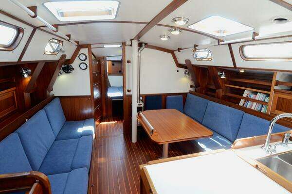 Lavranos 43 Yacht For Sale