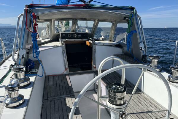 Barefoot 43ft Lavranos Yacht For Sale