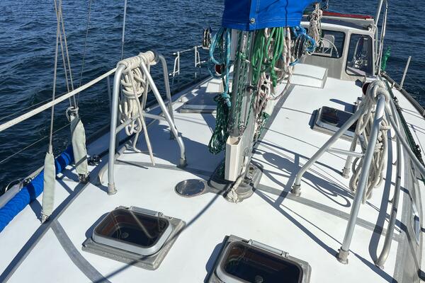 Barefoot 43ft Lavranos Yacht For Sale