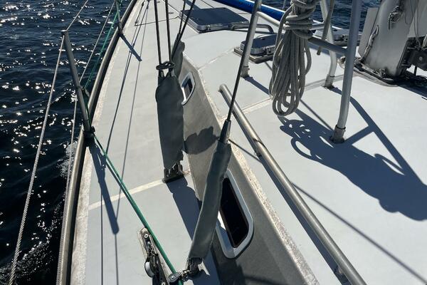 Barefoot 43ft Lavranos Yacht For Sale