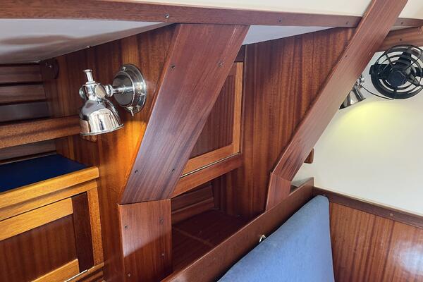 Barefoot 43ft Lavranos Yacht For Sale