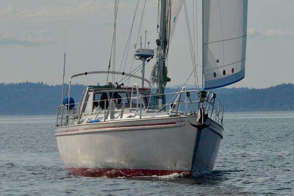 Lavranos 43 Yacht For Sale