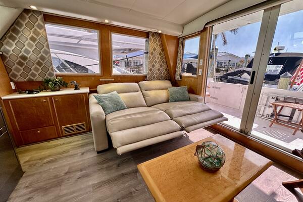 Bella Vita 49ft Navigator Yacht For Sale