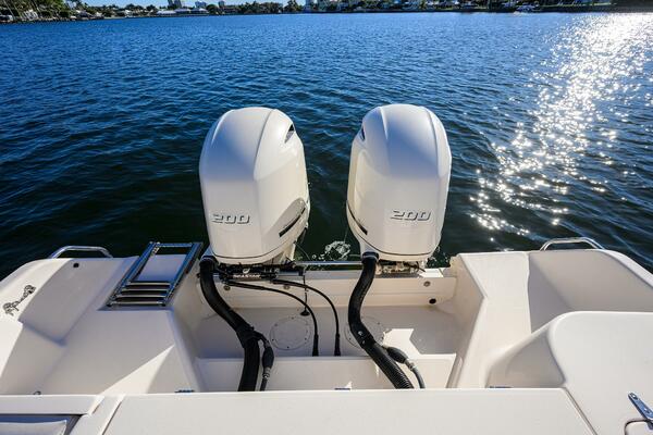 25ft Grady White Yacht For Sale