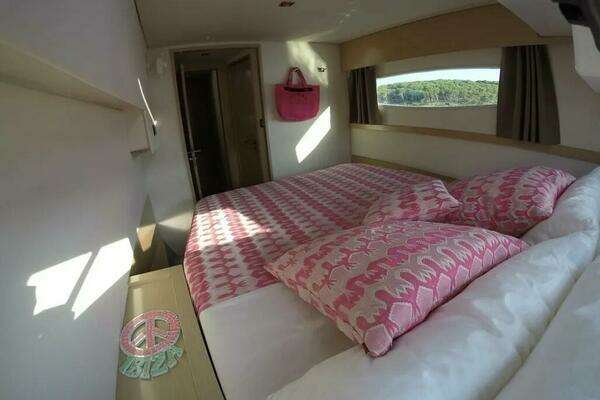 Fountaine Pajot Saba Yacht For Sale