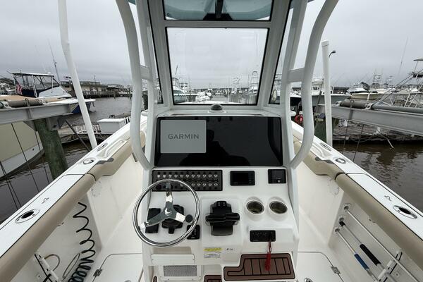 25ft Tidewater Yacht For Sale