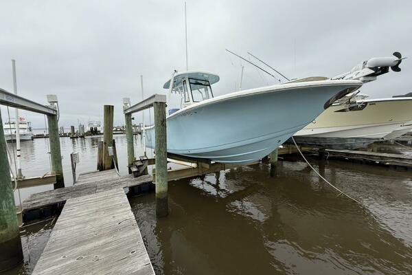 25ft Tidewater Yacht For Sale