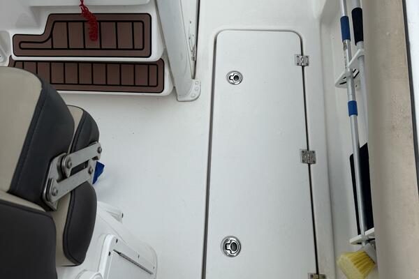 25ft Tidewater Yacht For Sale