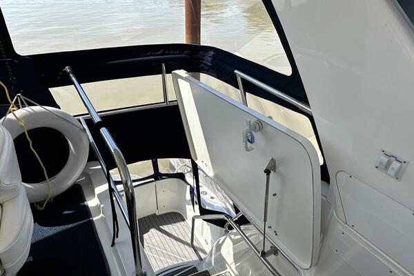 Sea Savage 48ft Sea Ray Yacht For Sale