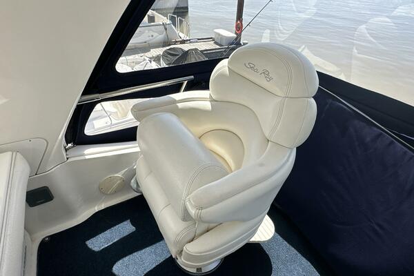 Sea Savage 48ft Sea Ray Yacht For Sale