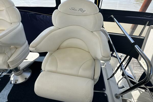 Sea Savage 48ft Sea Ray Yacht For Sale