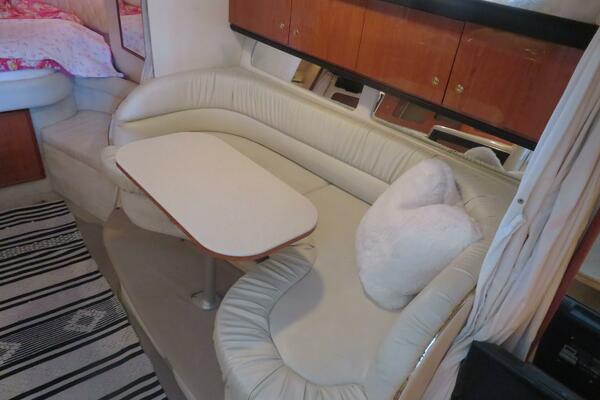 NEVER TOO LATE 34ft Sea Ray Yacht For Sale