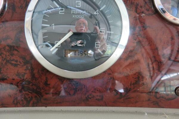 NEVER TOO LATE 34ft Sea Ray Yacht For Sale