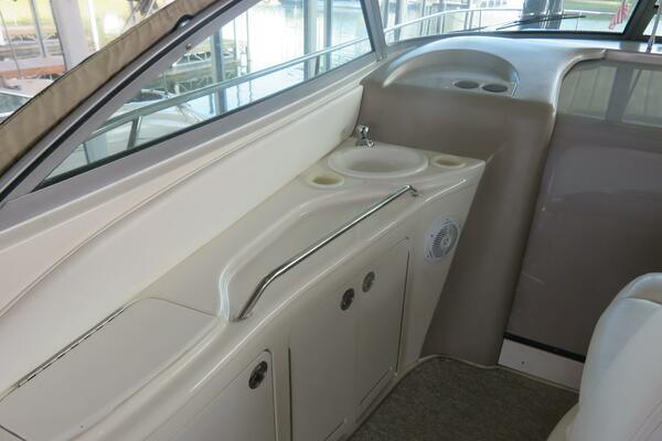 NEVER TOO LATE 34ft Sea Ray Yacht For Sale