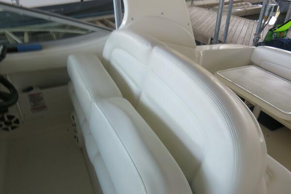 SERENITY 30ft Sea Ray Yacht For Sale