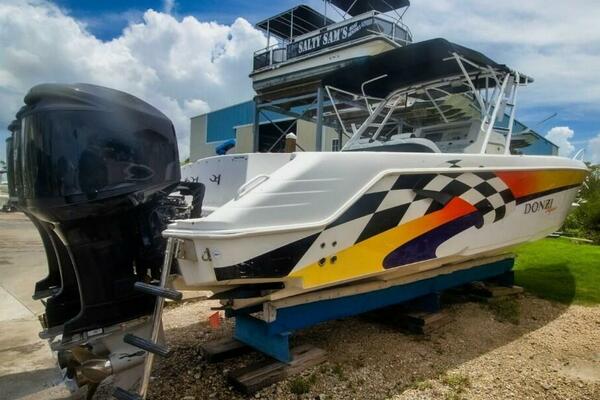 33ft Donzi Yacht For Sale