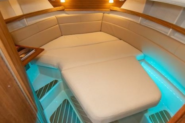 ROBERT EDMUN 31ft Ranger Tugs Yacht For Sale