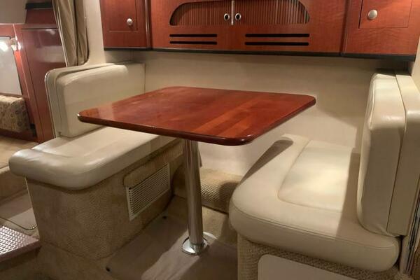 28ft Sea Ray Yacht For Sale