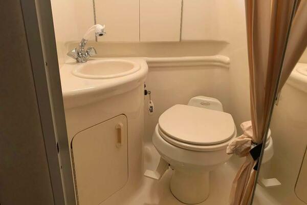 28ft Sea Ray Yacht For Sale