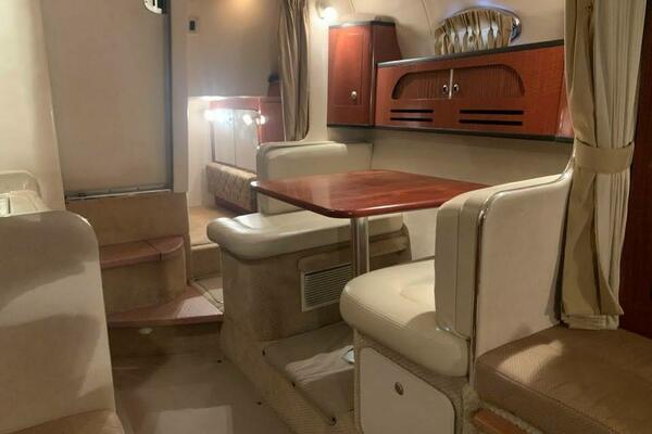 28ft Sea Ray Yacht For Sale