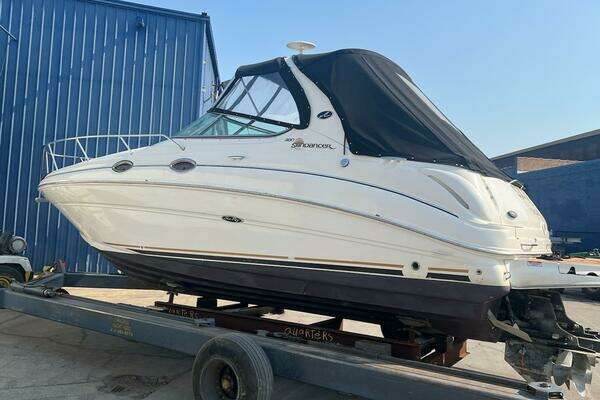2005 Sea Ray 28