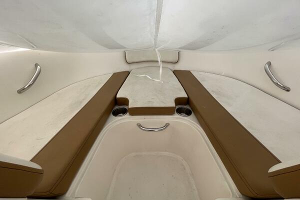 18ft Bayliner Yacht For Sale
