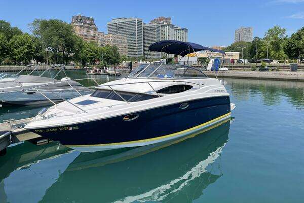 25-ft-Regal-2007-2565 Window Express-Land Escape Chicago Illinois United States  yacht for sale