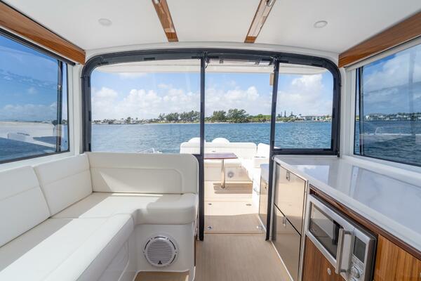 MJM 47X 47-003 - Outdoor Galley and seating